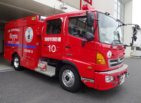 水槽付きポンプ車写真